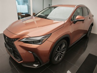 Lexus NX 450h plus 450h+ 4x4