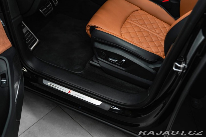 Audi Q7 BANG & OLUFSEN, ZADNÁ 1800