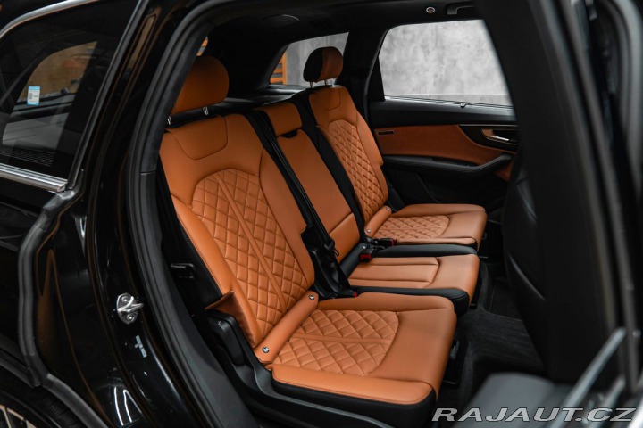Audi Q7 BANG & OLUFSEN, ZADNÁ 1800