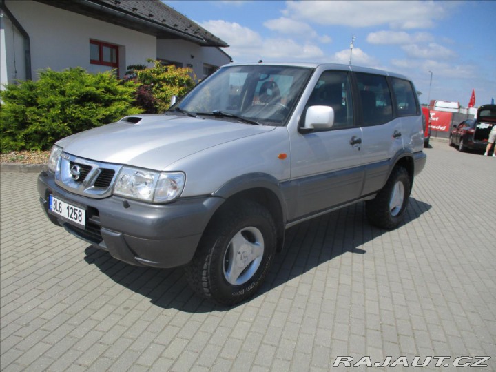 Nissan Terrano 3,0 Di 113kw 4x4 Tažné, k 2004