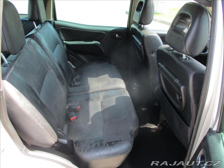 Nissan Terrano 3,0 Di 113kw 4x4 Tažné, k 2004