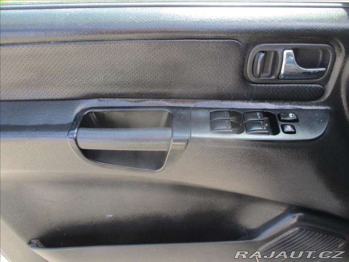 Nissan Terrano 3,0 Di 113kw 4x4 Tažné, k 2004