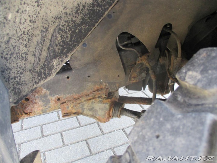 Nissan Terrano 3,0 Di 113kw 4x4 Tažné, k 2004