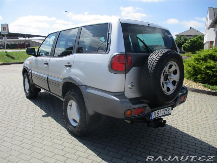 Nissan Terrano 3,0 Di 113kw 4x4 Tažné, k 2004