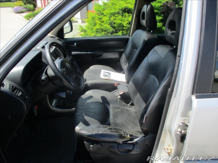 Nissan Terrano 3,0 Di 113kw 4x4 Tažné, k 2004