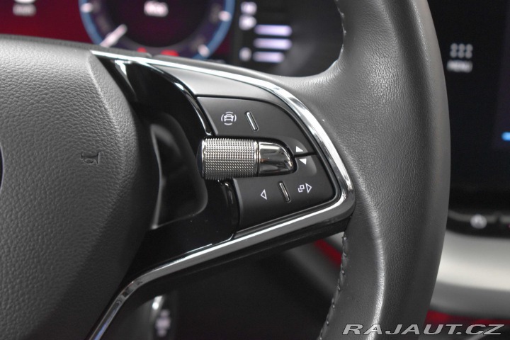 Škoda Octavia 1.5 TSI 110 REZERVACE 2021