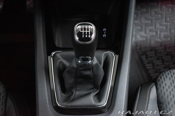 Škoda Octavia 1.5 TSI 110 REZERVACE 2021