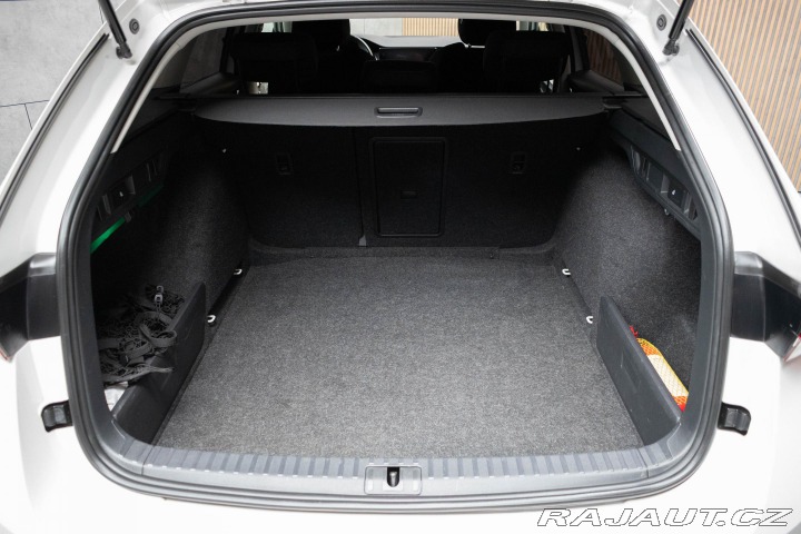 Škoda Octavia 1.5 TSI 110 REZERVACE 2021