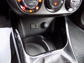 Opel Corsa 1.4i/Klimatizace/LED/ 2015