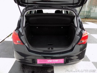 Opel Corsa 1.4i/Klimatizace/LED/ 2015