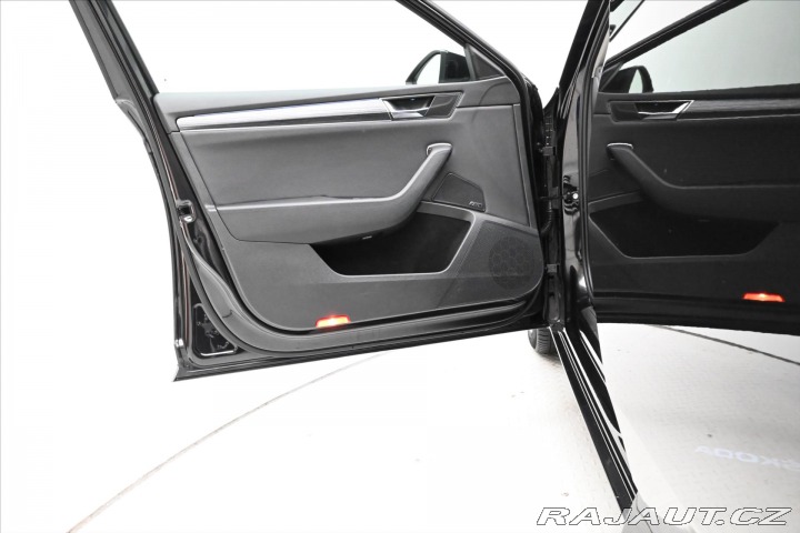 Škoda Superb 1,4 TSI iV 160 kW DSG Sty 2021
