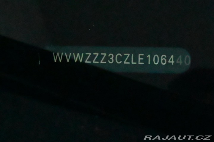 Volkswagen Passat 2,0 TDI 110 kW DSG Busine 2020