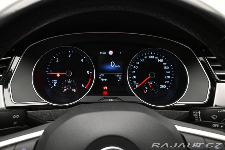 Volkswagen Passat 2,0 TDI 110 kW DSG Busine 2020