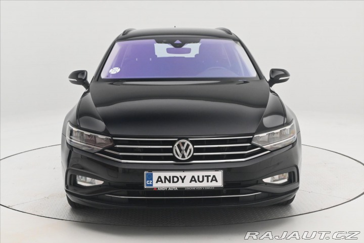 Volkswagen Passat 2,0 TDI 110 kW DSG Busine 2020
