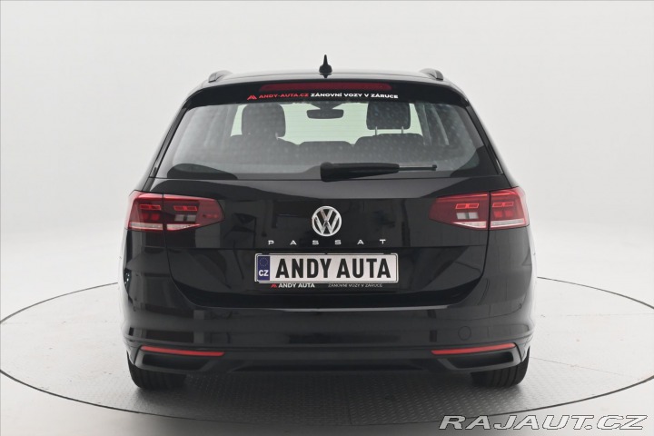 Volkswagen Passat 2,0 TDI 110 kW DSG Busine 2020