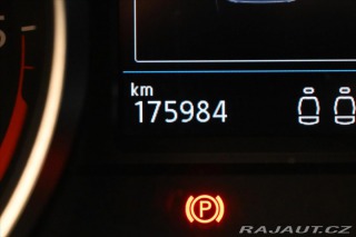 Volkswagen Passat 2,0 TDI 110 kW DSG Busine 2020