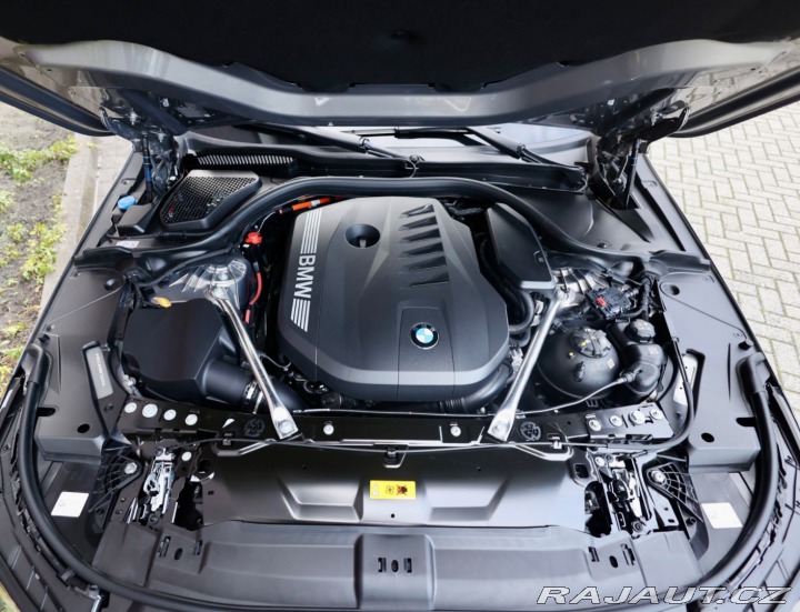 BMW 5 Touring 550e xDrive M S 2025