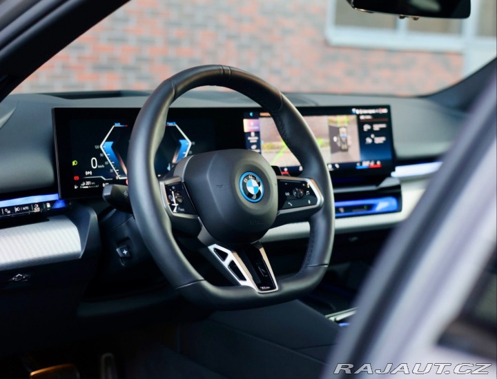 BMW 5 Touring 550e xDrive M S 2025