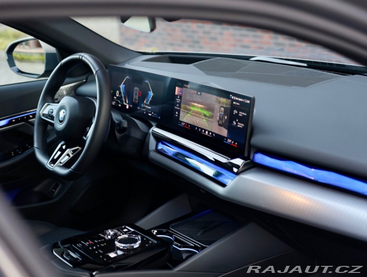 BMW 5 Touring 550e xDrive M S 2025