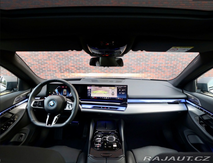 BMW 5 Touring 550e xDrive M S 2025