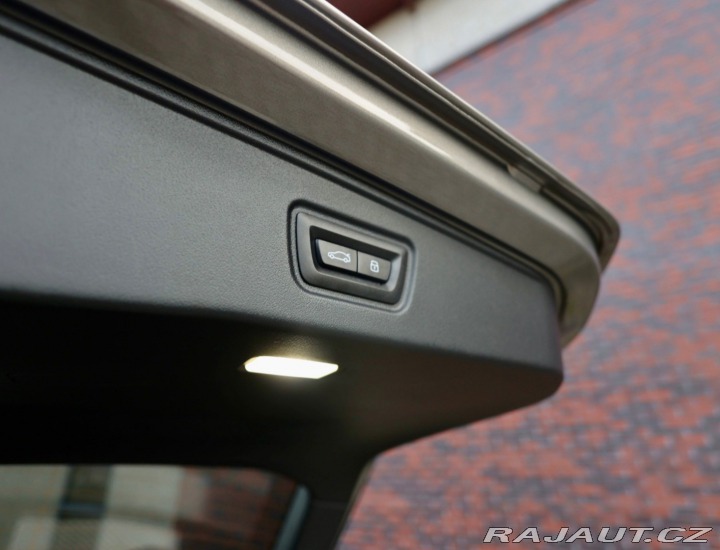 BMW 5 Touring 550e xDrive M S 2025