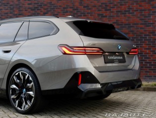 BMW 5 Touring 550e xDrive M S 2025