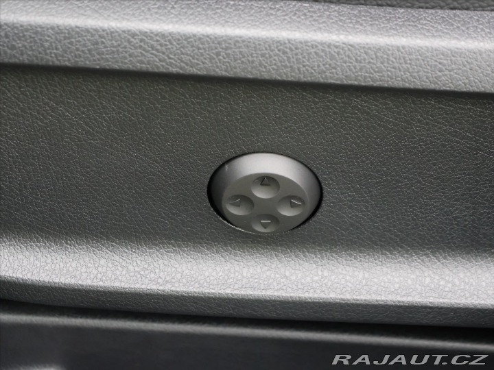 Mercedes-Benz Ostatní modely 2,0 220 4MATIC AMG Premiu 2025