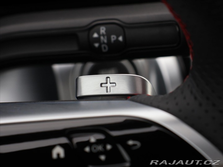 Mercedes-Benz Ostatní modely 2,0 220 4MATIC AMG Premiu 2025