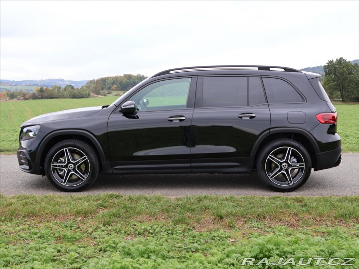 Mercedes-Benz GLB 2,0 220 4MATIC AMG Premiu 2025