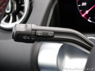 Mercedes-Benz GLB 2,0 220 4MATIC AMG Premiu 2025