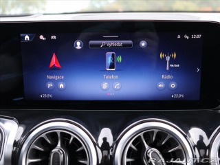 Mercedes-Benz GLB 2,0 220 4MATIC AMG Premiu 2025