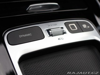 Mercedes-Benz GLB 2,0 220 4MATIC AMG Premiu 2025