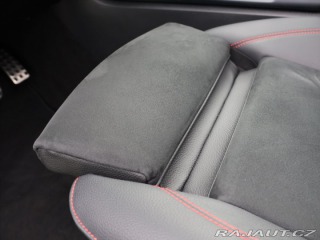 Mercedes-Benz GLB 2,0 220 4MATIC AMG Premiu 2025