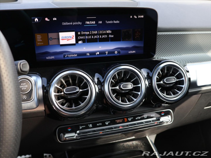 Mercedes-Benz GLB 2,0 200d 4Matic AMG Panor 2025