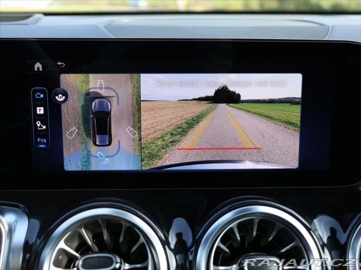 Mercedes-Benz GLB 2,0 200d 4Matic AMG Panor 2025