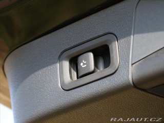 Mercedes-Benz GLB 2,0 200d 4Matic AMG Panor 2025