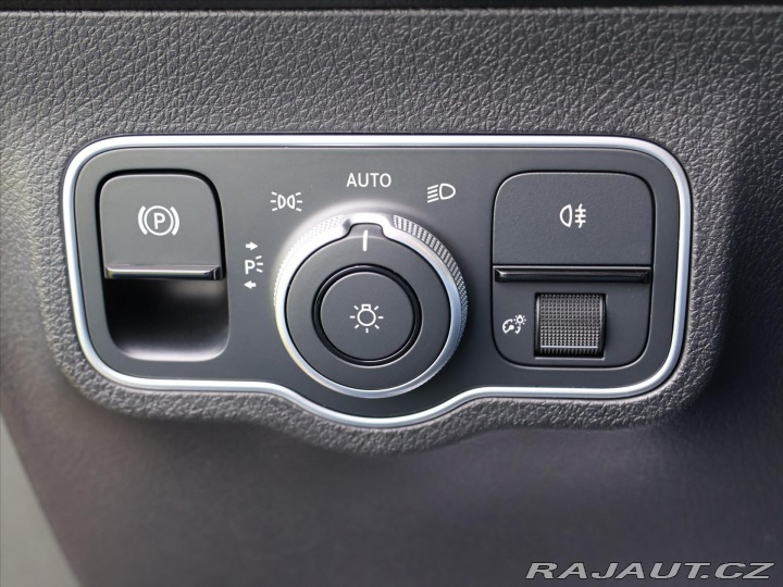 Mercedes-Benz GLB 2,0 200d 4MATIC AMG Premi 2025