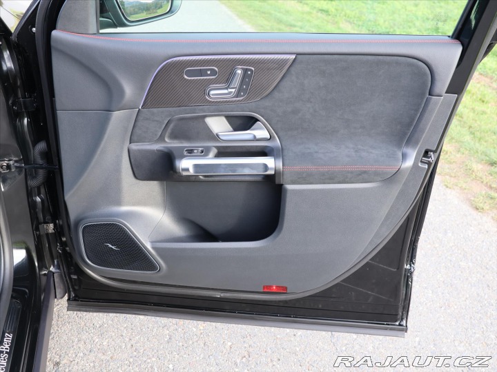 Mercedes-Benz GLB 2,0 200d 4MATIC AMG Premi 2025