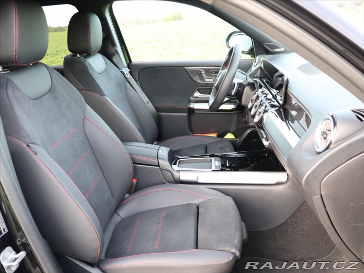 Mercedes-Benz GLB 2,0 200d 4MATIC AMG Premi 2025