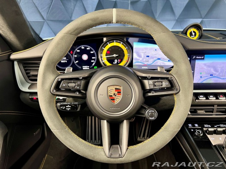 Porsche 911 DAKAR RALLY LTD. 992 2023