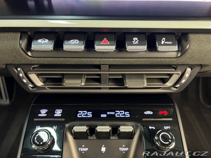 Porsche 911 992 DAKAR RALLY EDITION 2023