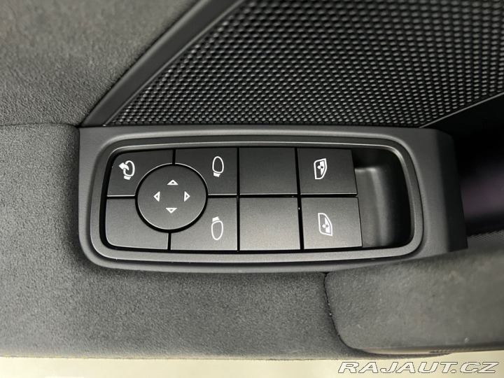 Porsche 911 992 DAKAR RALLY EDITION 2023