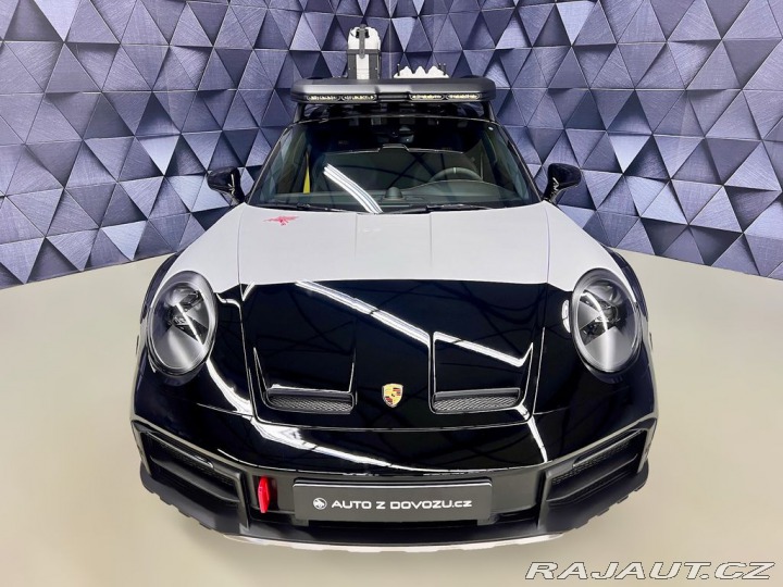 Porsche 911 DAKAR RALLY LTD. 992 2023