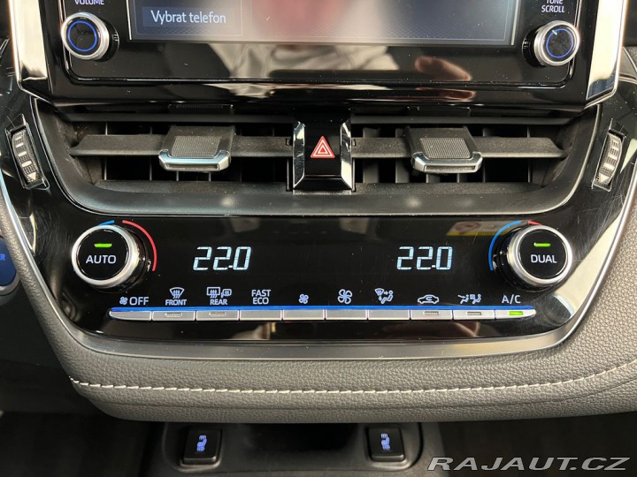 Toyota Corolla 2.0 HYBRID e-CVT COMFORT, 2021