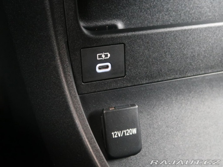 Toyota bZ4X Single Motor,CZ,1Maj,150k 1800