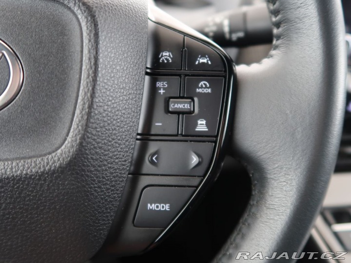 Toyota bZ4X Single Motor,CZ,1Maj,150k 1800