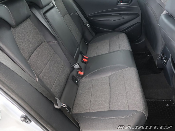 Toyota Corolla 1.8Hybrid,CZ,1Ma,Comfort 2022