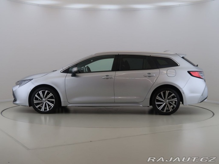 Toyota Corolla 1.8Hybrid,CZ,1Ma,Comfort 2022