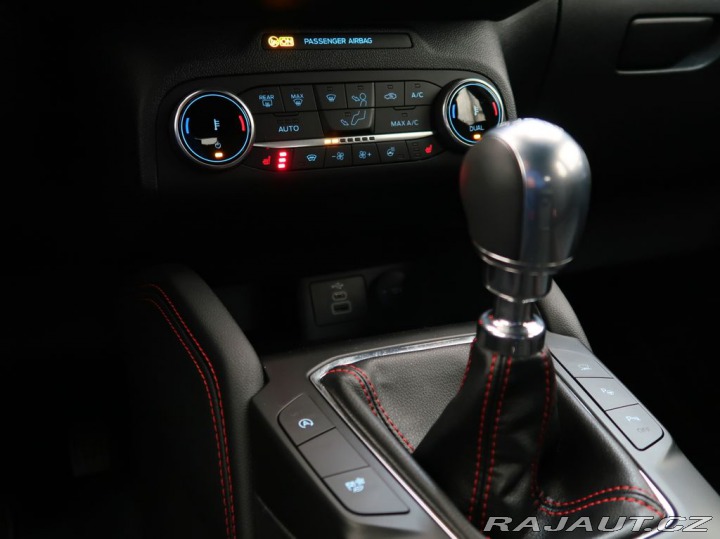 Ford Kuga 1.5EcoBoost,110kW,ST-LINE 2023