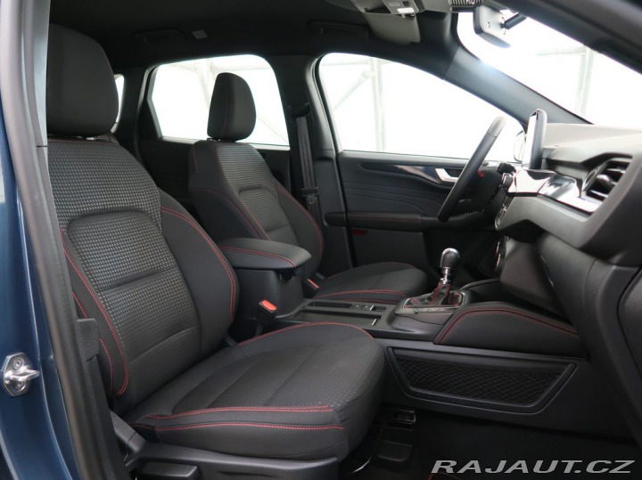 Ford Kuga 1.5EcoBoost,110kW,ST-LINE 2023